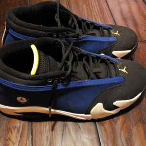 Air Jordan varsity blue